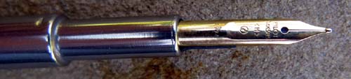 VANISHINGPOINT MECHANISMS. Later style - says "PILOT" on th nib